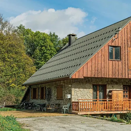 Hébergement de vacances Maison De 4 Avec Jardin Amenage Et Wifi A A 2 Km Des Pistes *